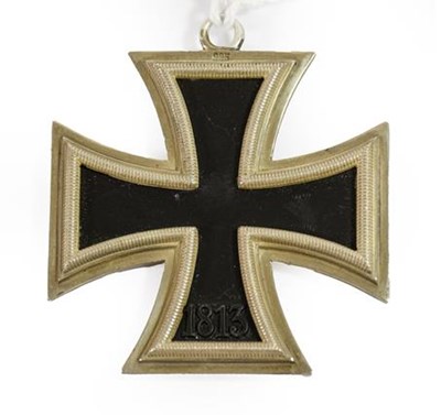 Lot 104 - A German Third Reich Knight's Cross of the...