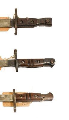 Lot 148 - A Canadian M1910 Ross Rifle Bayonet, with...