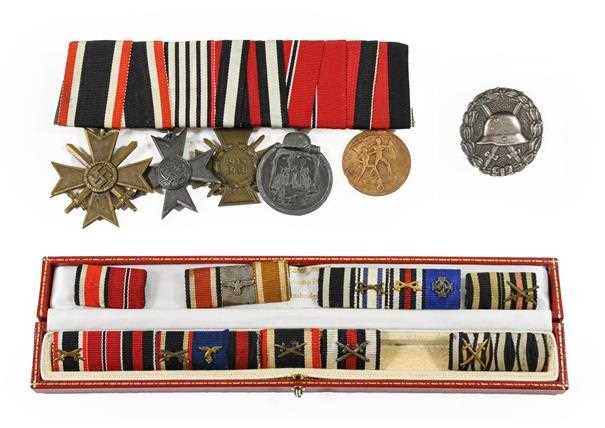 Lot 90 - A First World War German Wound Badge, silver...
