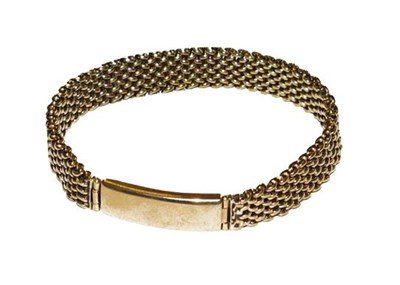 Lot 199 - A 9 carat gold mesh link bracelet, length 18.5cm