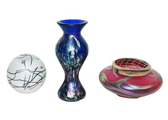 Lot 8 - Okra glass, comprising: an iridescent vase,...