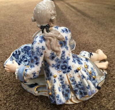 Lot 180 - A Pair of Meissen Porcelain Figural Sweetmeat...
