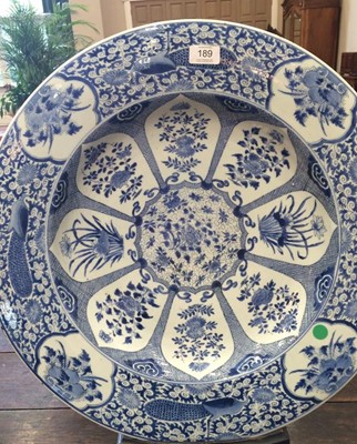 Lot 189 - A Chinese Porcelain Large Circular Dish,...
