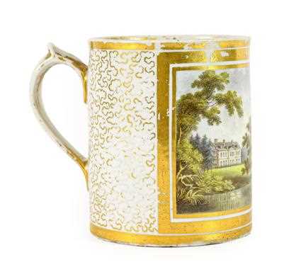 Lot 101 - A Chamberlain's Worcester Porcelain Mug, circa...