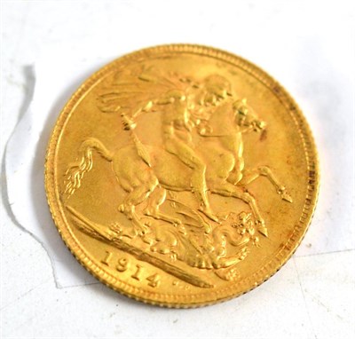 Lot 144 - A 1914 gold sovereign