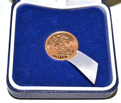 Lot 145 - 2000 half sovereign (cased)