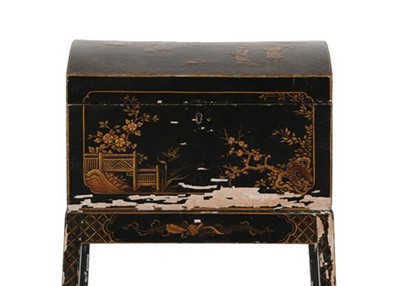 Lot 649 - A Late 19th/Early 20th Century Chinoiserie...