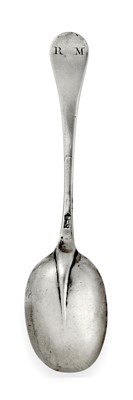 Lot 2024 - A William III Silver Spoon, by Benjamin Watts,...