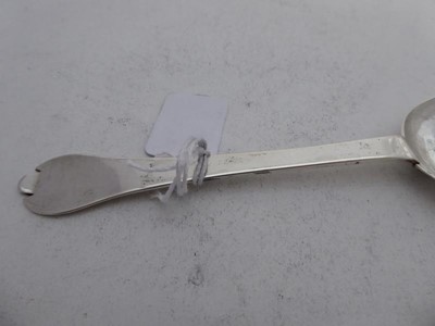 Lot 2025 - A William III Silver Trefid Spoon, Maker's...