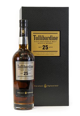 Lot 5222 - Tullibardine 25 Year Old Highland Single Malt...