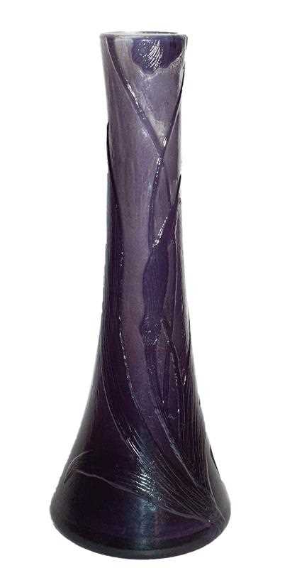Lot 55 - A Galle Cristallerie glass vase, in purples,...
