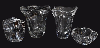 Lot 57 - Four pieces of modern Daum clear crystal glass,...