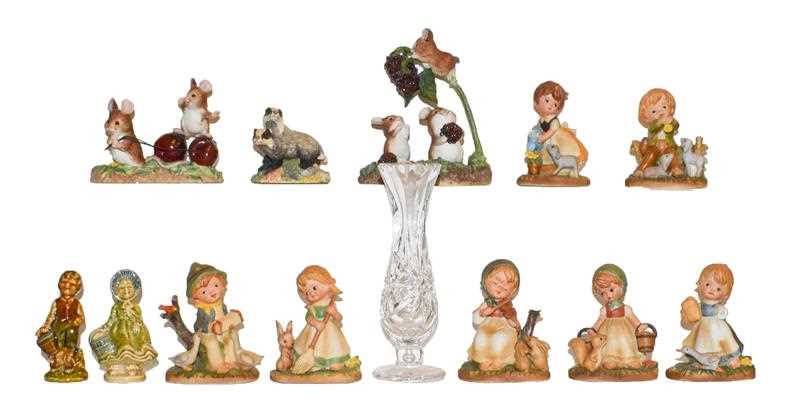 Lot 31 - A quantity of mixed collectables including...