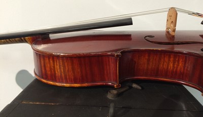 Lot 3007 - Viola 16" two piece back, ebony fingerboard,...
