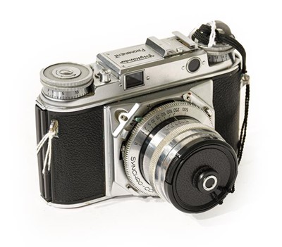 Lot 3393 - Voigtlander Prominent Camera no.B29929 with...