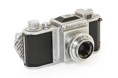 Lot 3265 - Asahiflex IIb Camera no.53787 with...