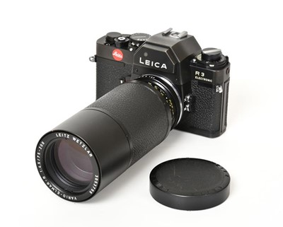 Lot 3304 - Leica R3 Electronic Camera no.1486071 with...