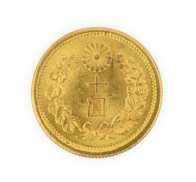 Lot 135 - Japan, Gold 10 Yen, Meiji Year 33 (1900), obv....