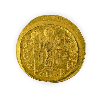Lot 4 - Byzantine Empire, Gold Solidus of Justinian 1...
