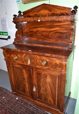 Lot 528 - Victorian mahogany chiffonier