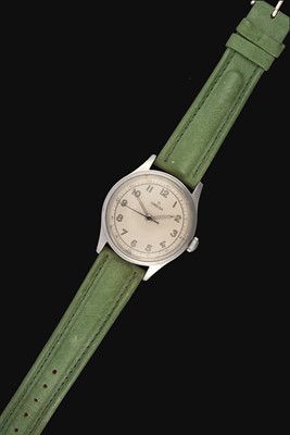 Lot 2201 - A Stainless Steel Centre Seconds Wristwatch
