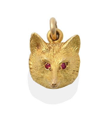 Lot 2372 - A 9 Carat Gold Fox Mask Pendant