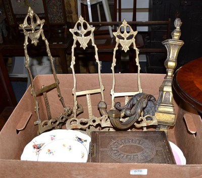 Lot 576 - Three brass easels, a bronze wall light, Royal Doulton etc (one box)