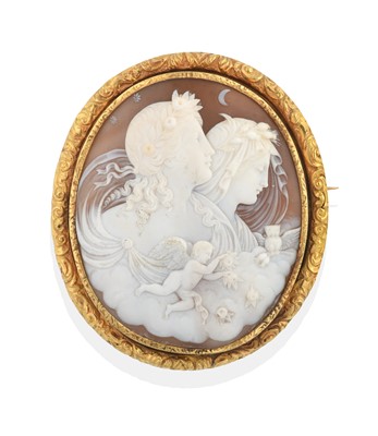 Lot 2299 - A Late Victorian Shell Cameo Brooch