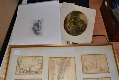 Lot 661 - Folder on engravings and maps (quantity)