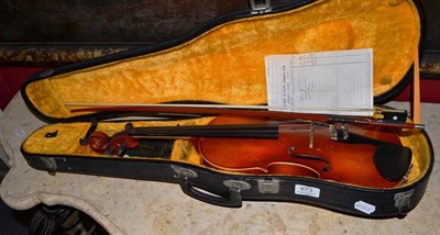 Lot 673 - Cased violin