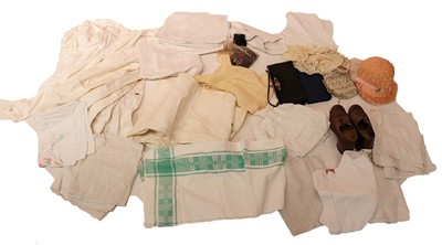 Lot 1003 - Assorted ladies and gents costume accessories,...