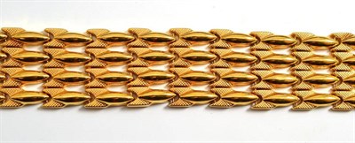 Lot 1 - An 18ct gold bracelet