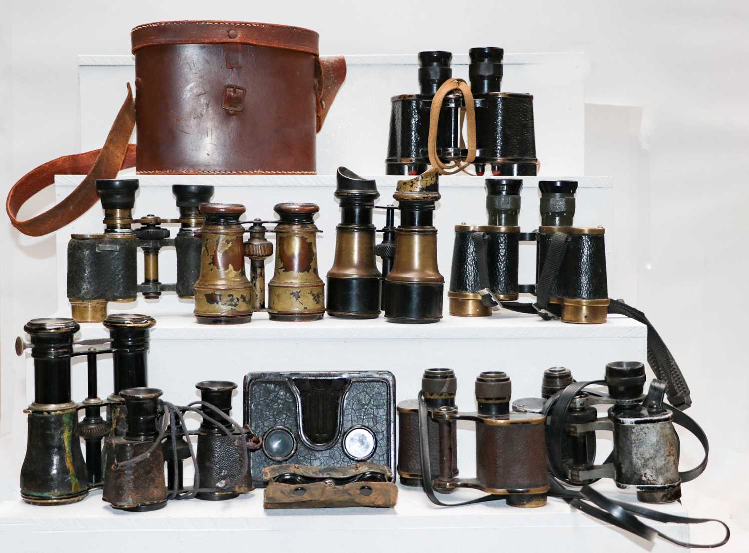 Lot 9 - A pair of Second World War binoculars by...