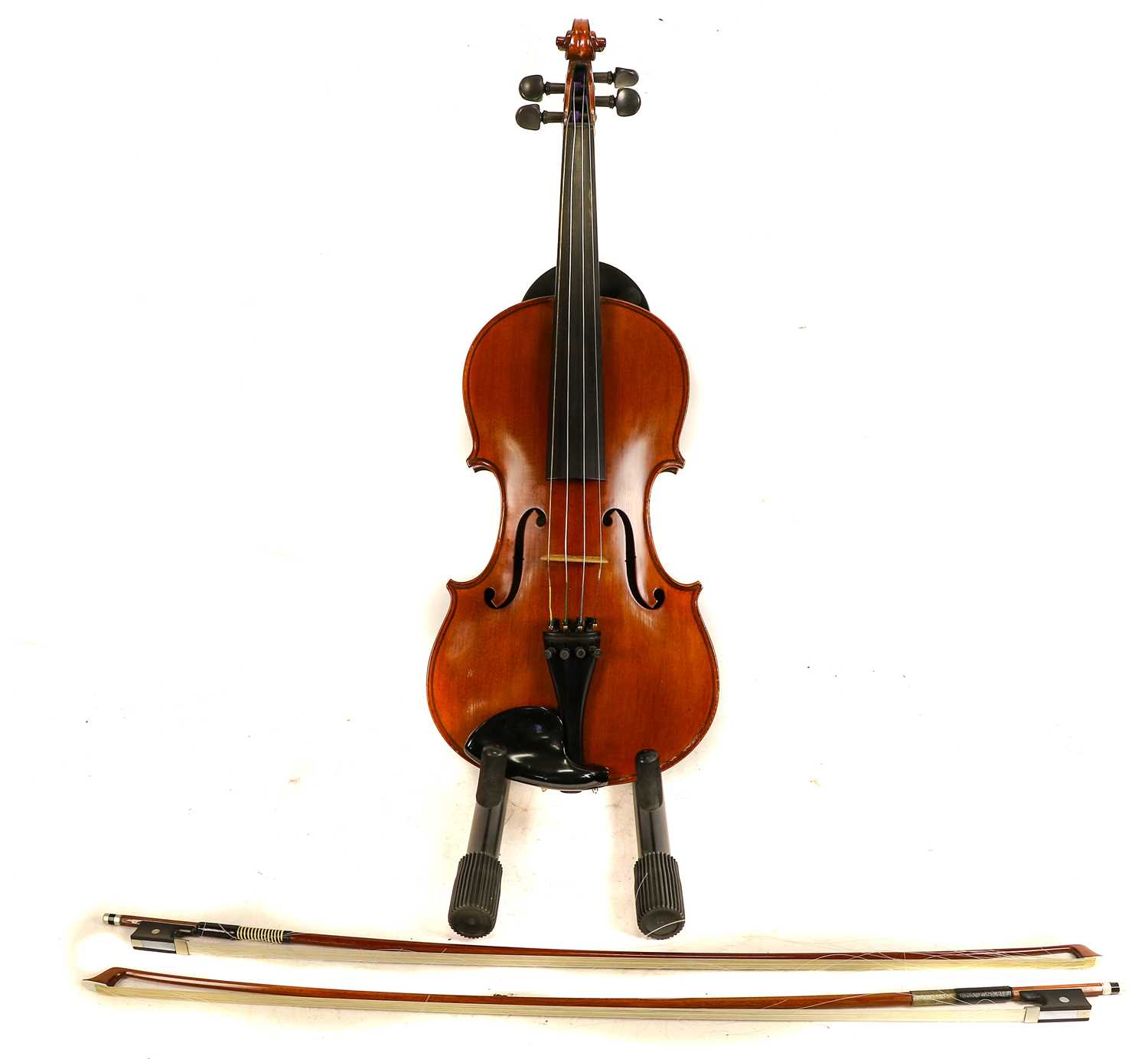 Lot 2015 - Violin