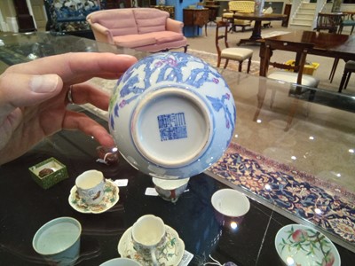 Lot 84 - A Chinese Porcelain Bottle Vase, Qianlong...