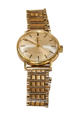 Lot 172 - An 18 carat gold centre seconds wristwatch,...