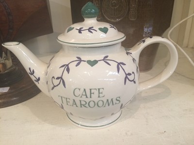 Lot 206 - Two Emma Bridgewater teapots, a collection of...