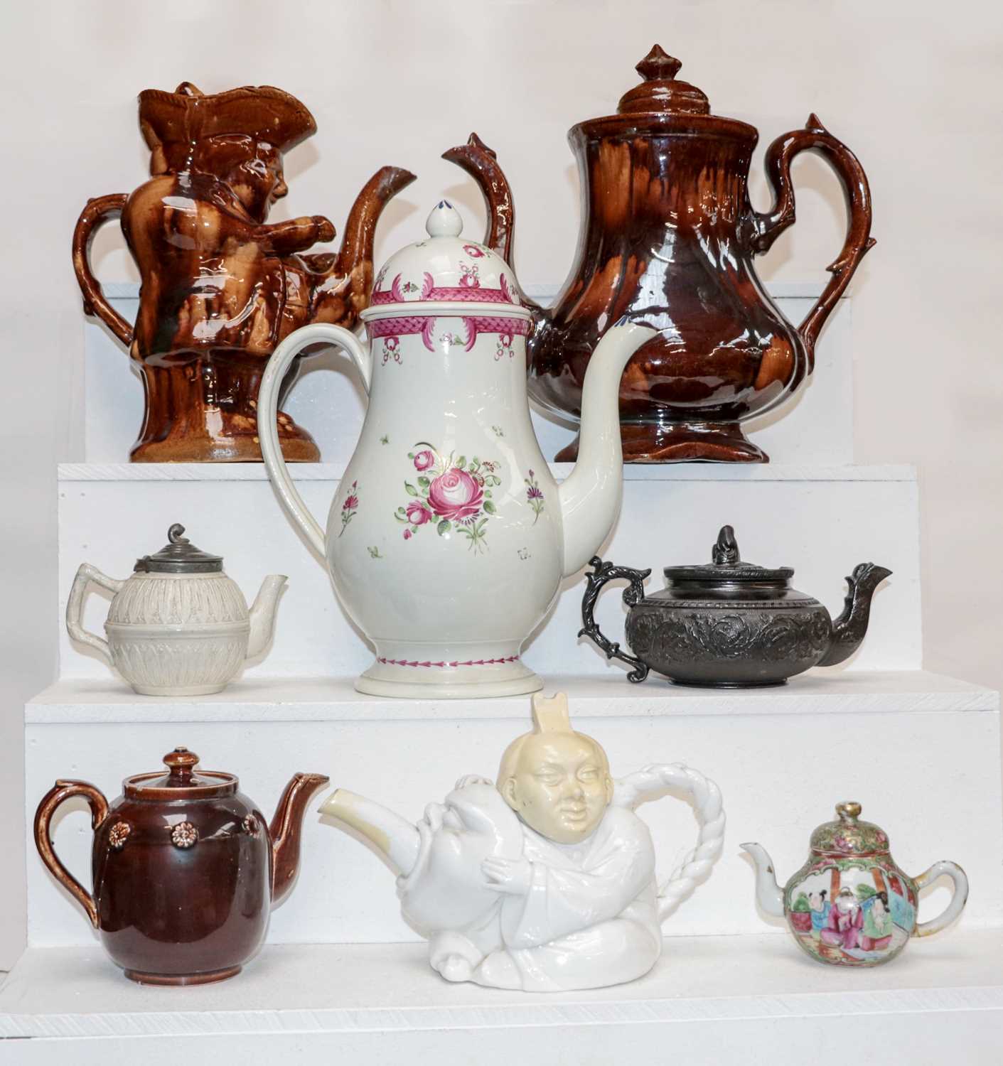 Lot 34 - A Late 18th century Pearlware coffee pot,...