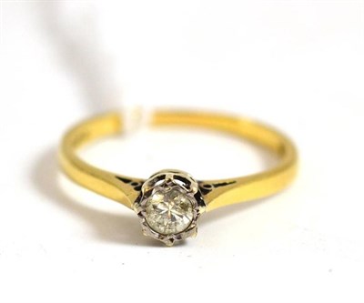 Lot 222 - An 18ct gold diamond solitaire ring