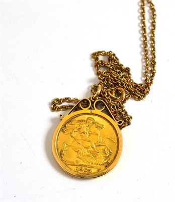 Lot 228 - A 1963 sovereign, loose mounted as a pendant, on a chain