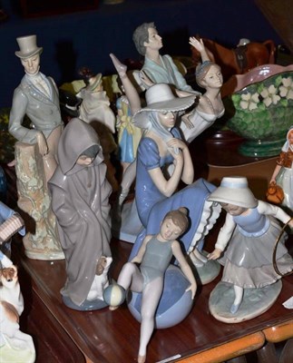 Lot 248 - Six Nao figures