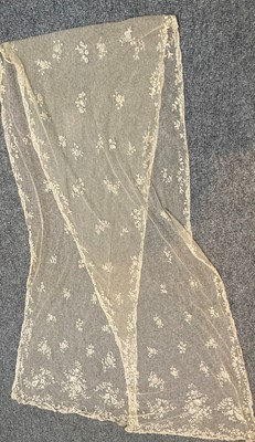 Lot 2090 - Assorted Late 19th/Early 20th Century Lace,...