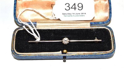 Lot 349 - A diamond set bar brooch, stamped PLAT, estimated diamond weight 0.40 carat approximately