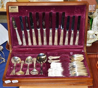 Lot 382 - A canteen of Viners Kings Court pattern flatware