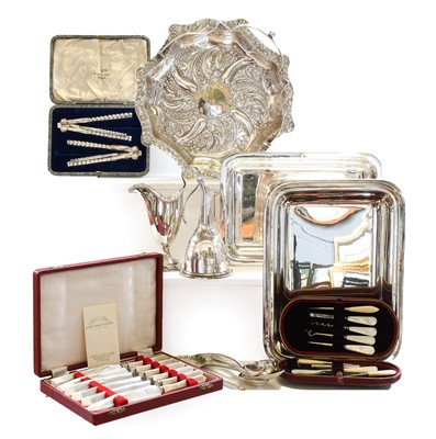 Lot 281 - A collection of assorted silver and silver...