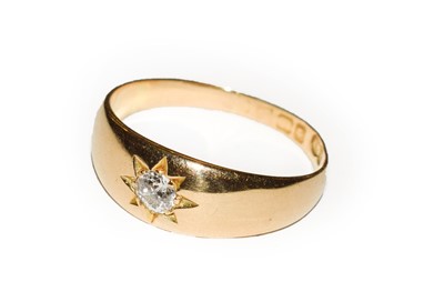 Lot 53 - An 18 carat gold diamond solitaire ring,...