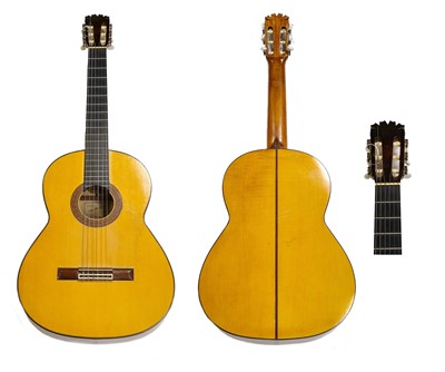 Lot 37 - Classical Guitar With Makers Label 'Felix Manzanero (Madrid) Ano 1966'