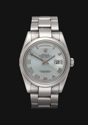 Lot 2252 - An 18 Carat White Gold Automatic Day/Date...