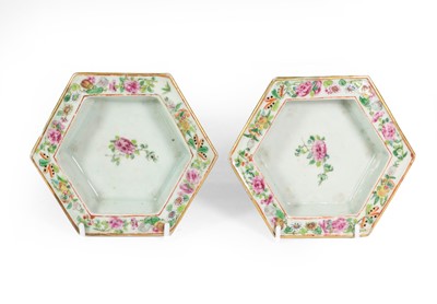 Lot 82 - A Pair of Cantonese Porcelain Cache Pots and...