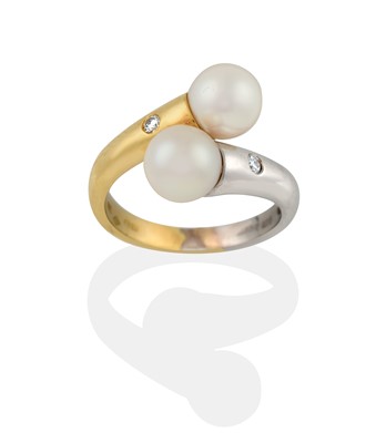 Lot 2382 - An 18 Carat Gold Cultured Pearl and Diamond Ring